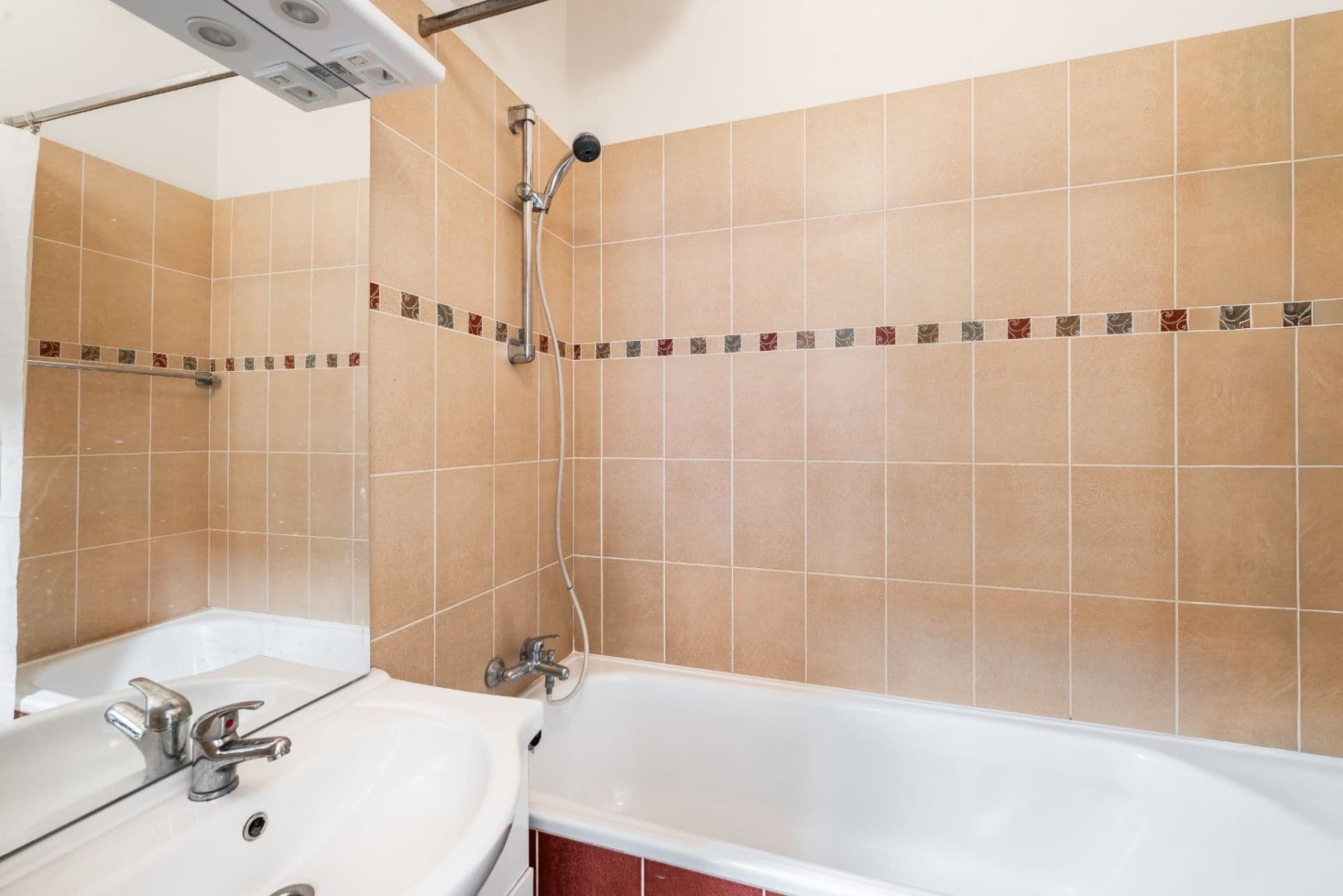 Prodej bytu 2+kk 55 m², Kloboučnická, Praha, Praha Prodej bytu 2+kk 55 m², Kloboučnická, Praha, Praha