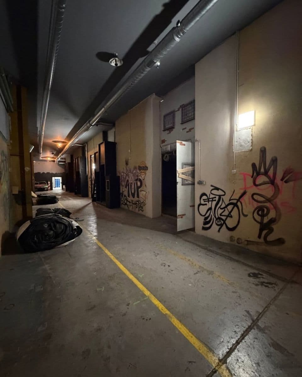 Pronájem nebytového prostoru 1.000 m², Na Harfě, Praha, Praha Pronájem nebytového prostoru 1.000 m², Na Harfě, Praha, Praha