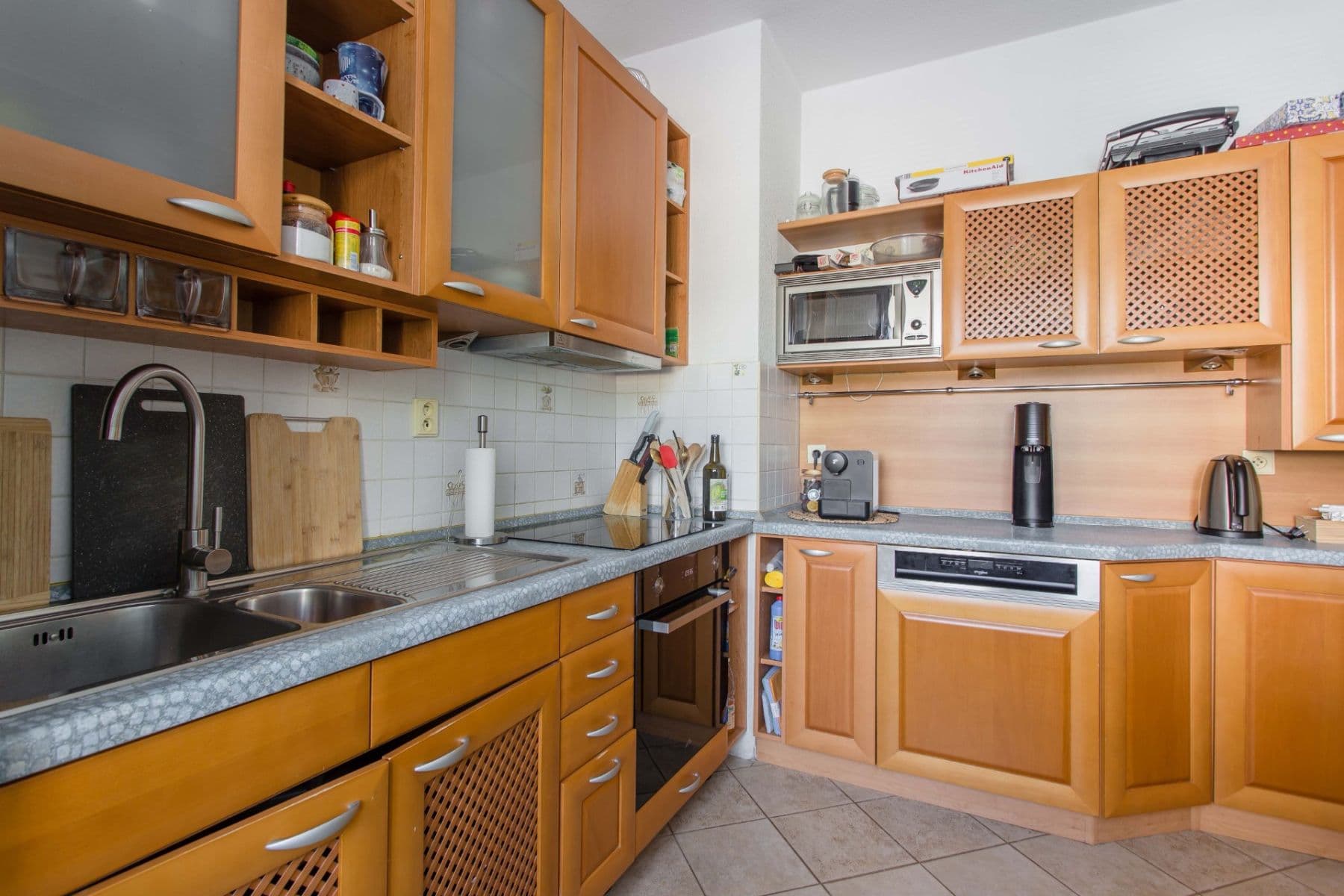 Prodej bytu 3+1 83 m², Poslušného, Brno, Jihomoravský kraj Prodej bytu 3+1 83 m², Poslušného, Brno, Jihomoravský kraj