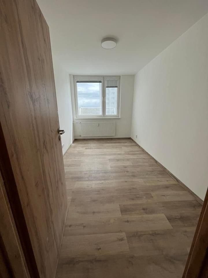 Prodej bytu 2+kk 45 m², Veslařská, Mělník, Středočeský kraj Prodej bytu 2+kk 45 m², Veslařská, Mělník, Středočeský kraj
