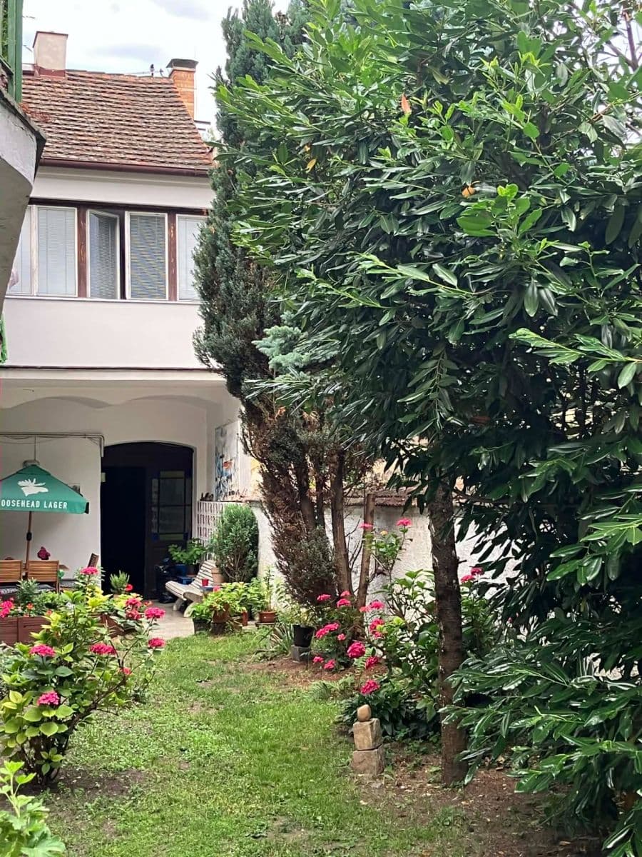 Pronájem bytu 2+kk 40 m², Na Zlíchově, Praha, Praha Pronájem bytu 2+kk 40 m², Na Zlíchově, Praha, Praha