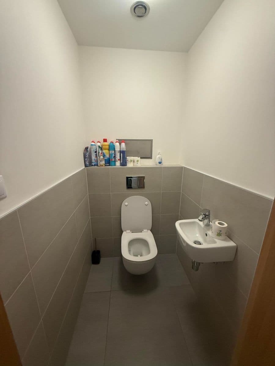 Pronájem bytu 3+kk 40 m², Kouteckého, Praha, Praha Pronájem bytu 3+kk 40 m², Kouteckého, Praha, Praha