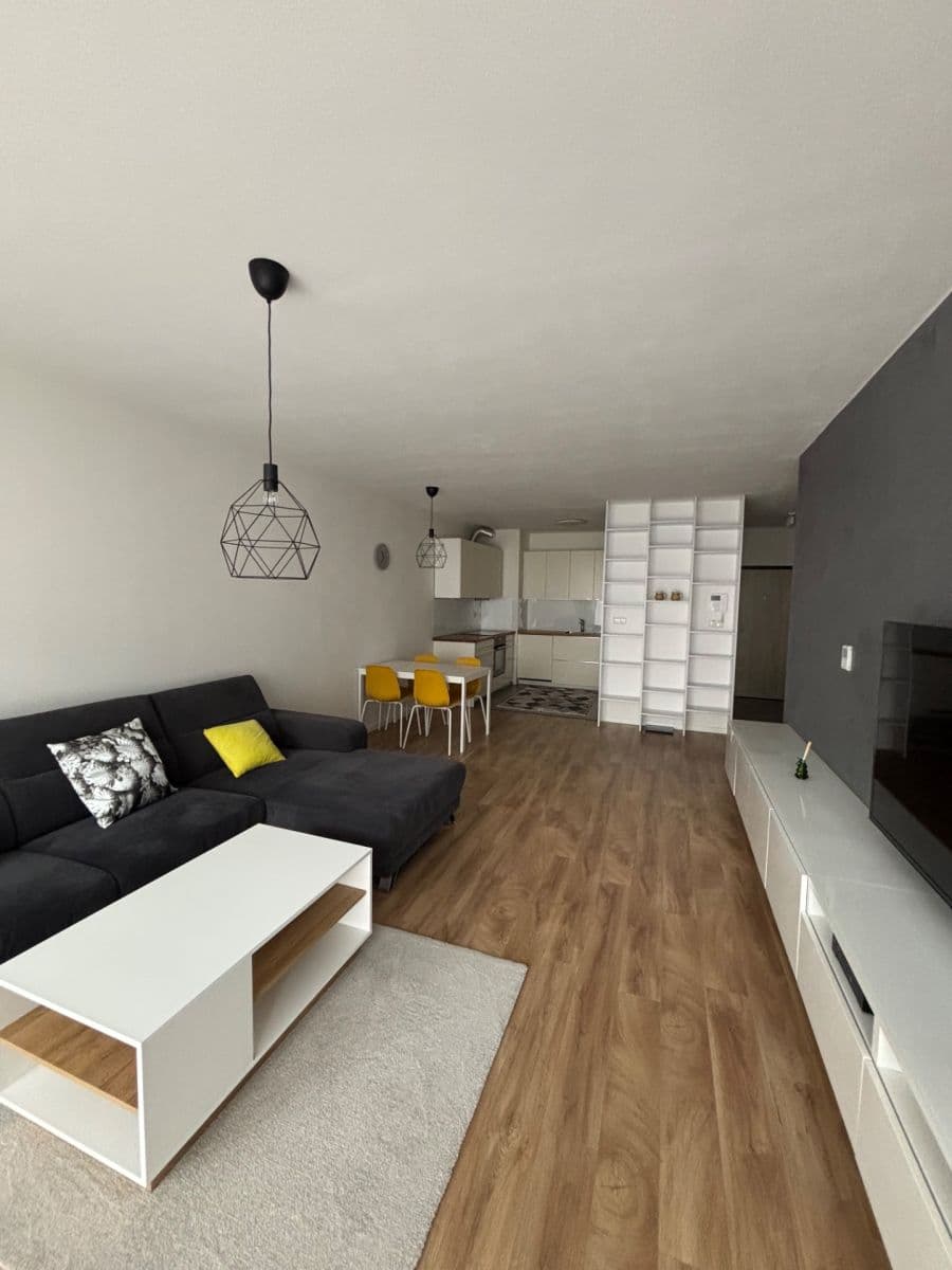 Pronájem bytu 2+1 62 m², Na križovatkách, Ružinov, Bratislavský kraj Pronájem bytu 2+1 62 m², Na križovatkách, Ružinov, Bratislavský kraj