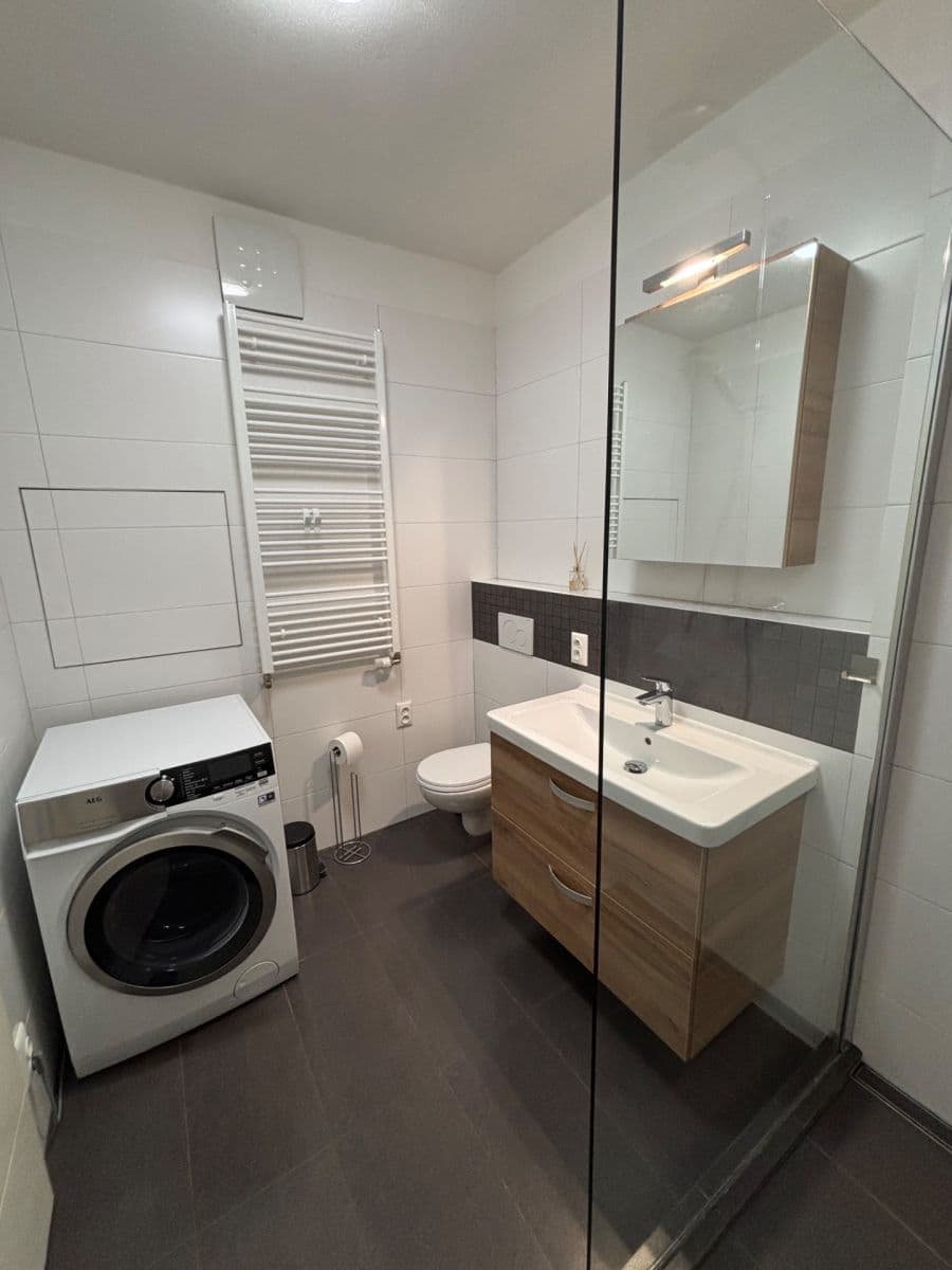 Pronájem bytu 2+1 62 m², Na križovatkách, Ružinov, Bratislavský kraj Pronájem bytu 2+1 62 m², Na križovatkách, Ružinov, Bratislavský kraj