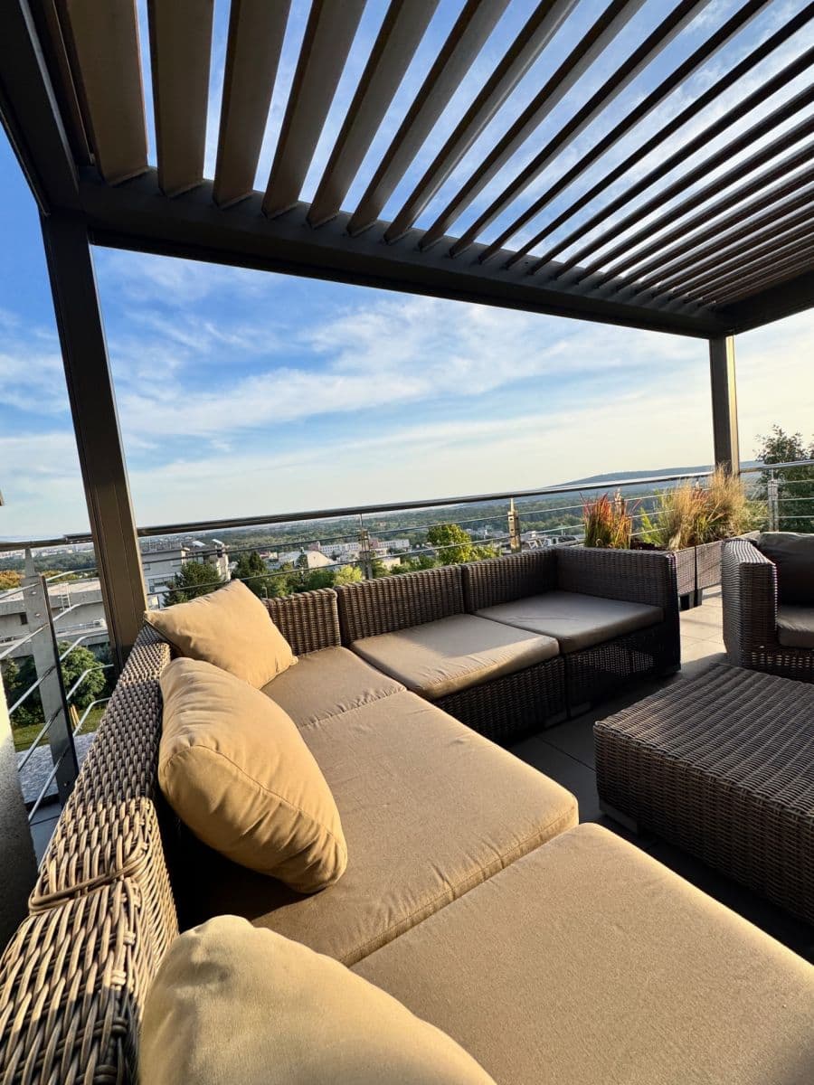 Pronájem bytu 3+1 140 m², Pod Bôrikom, Bratislava - mestská časť Staré Mesto, Bratislavský kraj Pronájem bytu 3+1 140 m², Pod Bôrikom, Bratislava - mestská časť Staré Mesto, Bratislavský kraj