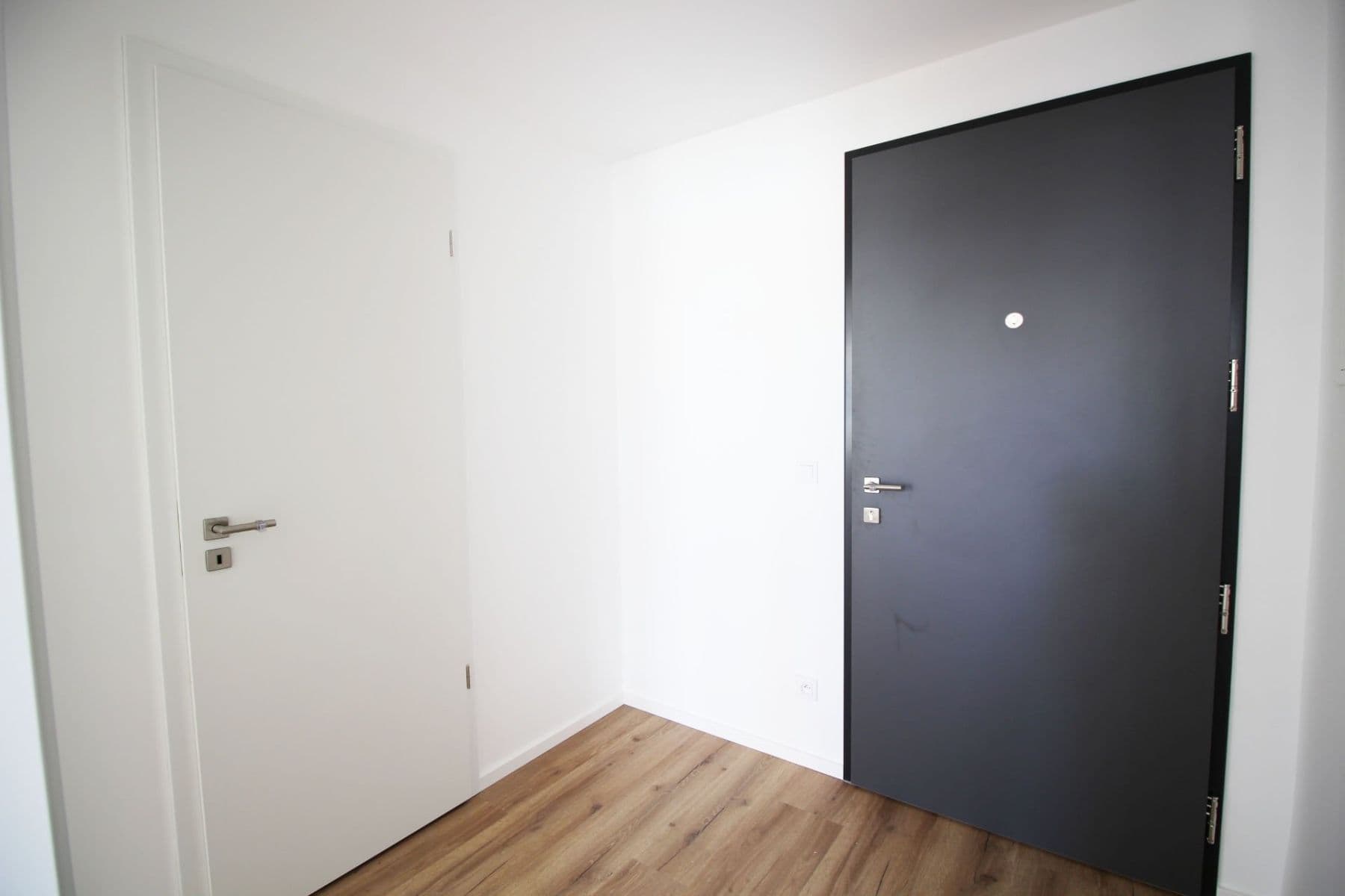 Pronájem bytu 2+kk 54 m², U Engerthu, Kladno, Středočeský kraj Pronájem bytu 2+kk 54 m², U Engerthu, Kladno, Středočeský kraj