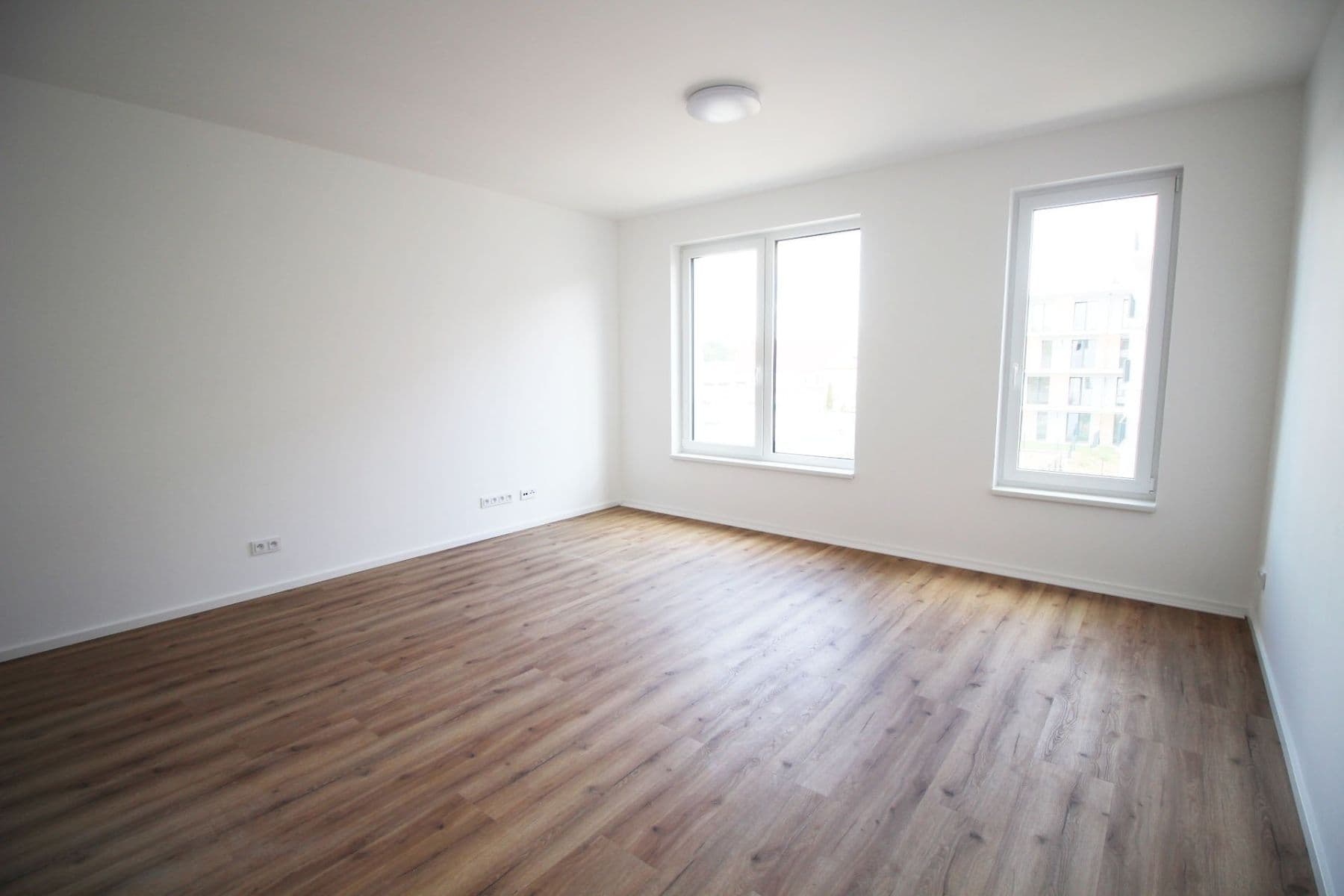 Pronájem bytu 2+kk 54 m², U Engerthu, Kladno, Středočeský kraj Pronájem bytu 2+kk 54 m², U Engerthu, Kladno, Středočeský kraj