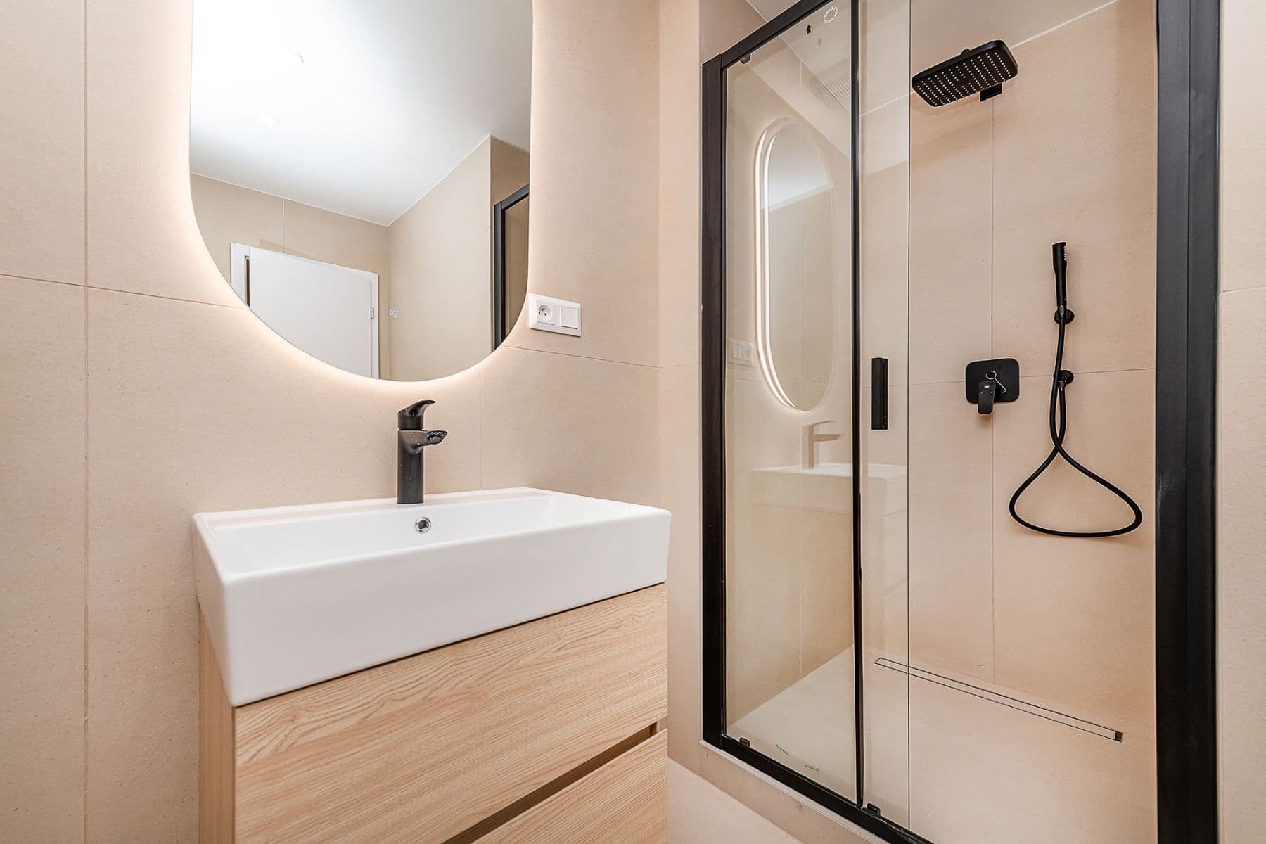 Prodej bytu 3+kk 75 m², Hradeckých, Praha, Praha Prodej bytu 3+kk 75 m², Hradeckých, Praha, Praha