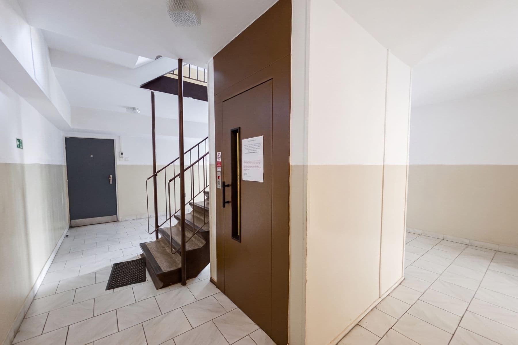 Prodej bytu 3+kk 75 m², Hradeckých, Praha, Praha Prodej bytu 3+kk 75 m², Hradeckých, Praha, Praha