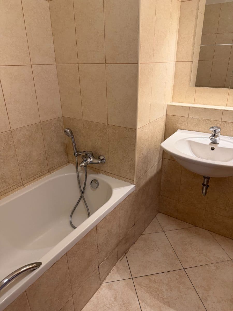Pronájem bytu 2+kk 51 m², Na Neklance, Praha, Praha Pronájem bytu 2+kk 51 m², Na Neklance, Praha, Praha
