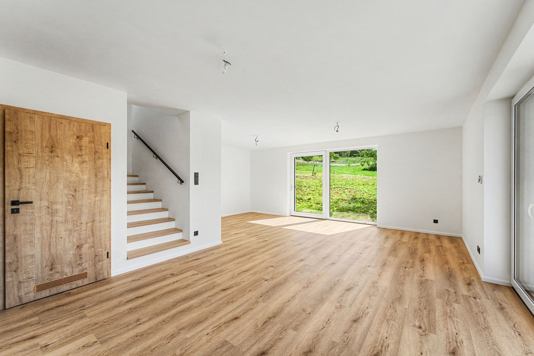 Prodej domu 102 m², pozemek 421 m², Pecínovská, Nové Strašecí, Středočeský kraj Prodej domu 102 m², pozemek 421 m², Pecínovská, Nové Strašecí, Středočeský kraj