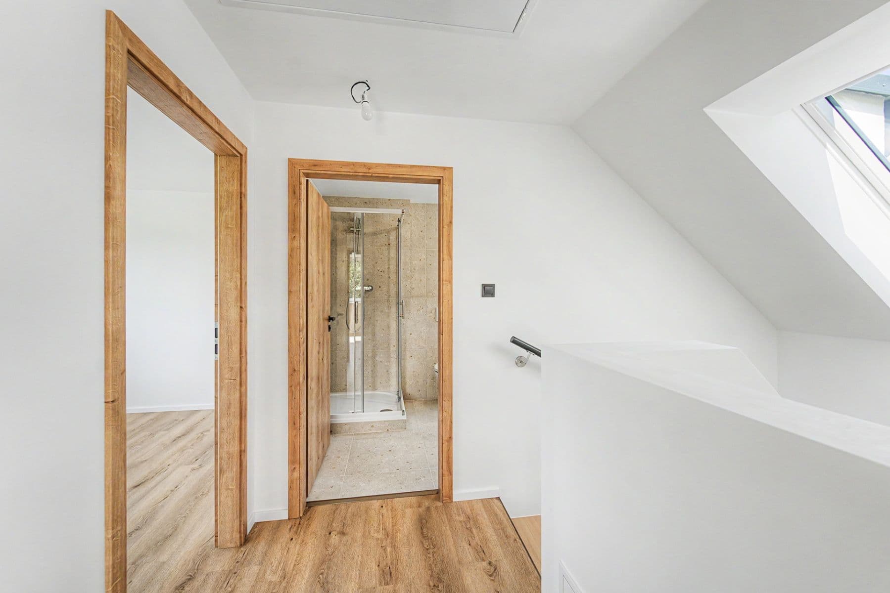 Prodej domu 102 m², pozemek 421 m², Pecínovská, Nové Strašecí, Středočeský kraj Prodej domu 102 m², pozemek 421 m², Pecínovská, Nové Strašecí, Středočeský kraj