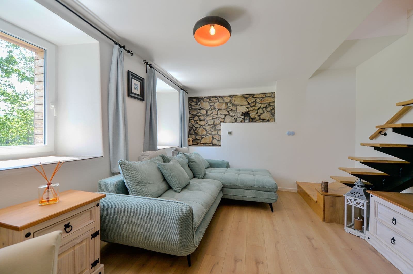 Prodej domu 117 m², pozemek 287 m², Pod Kopcem, Křemže, Jihočeský kraj Prodej domu 117 m², pozemek 287 m², Pod Kopcem, Křemže, Jihočeský kraj