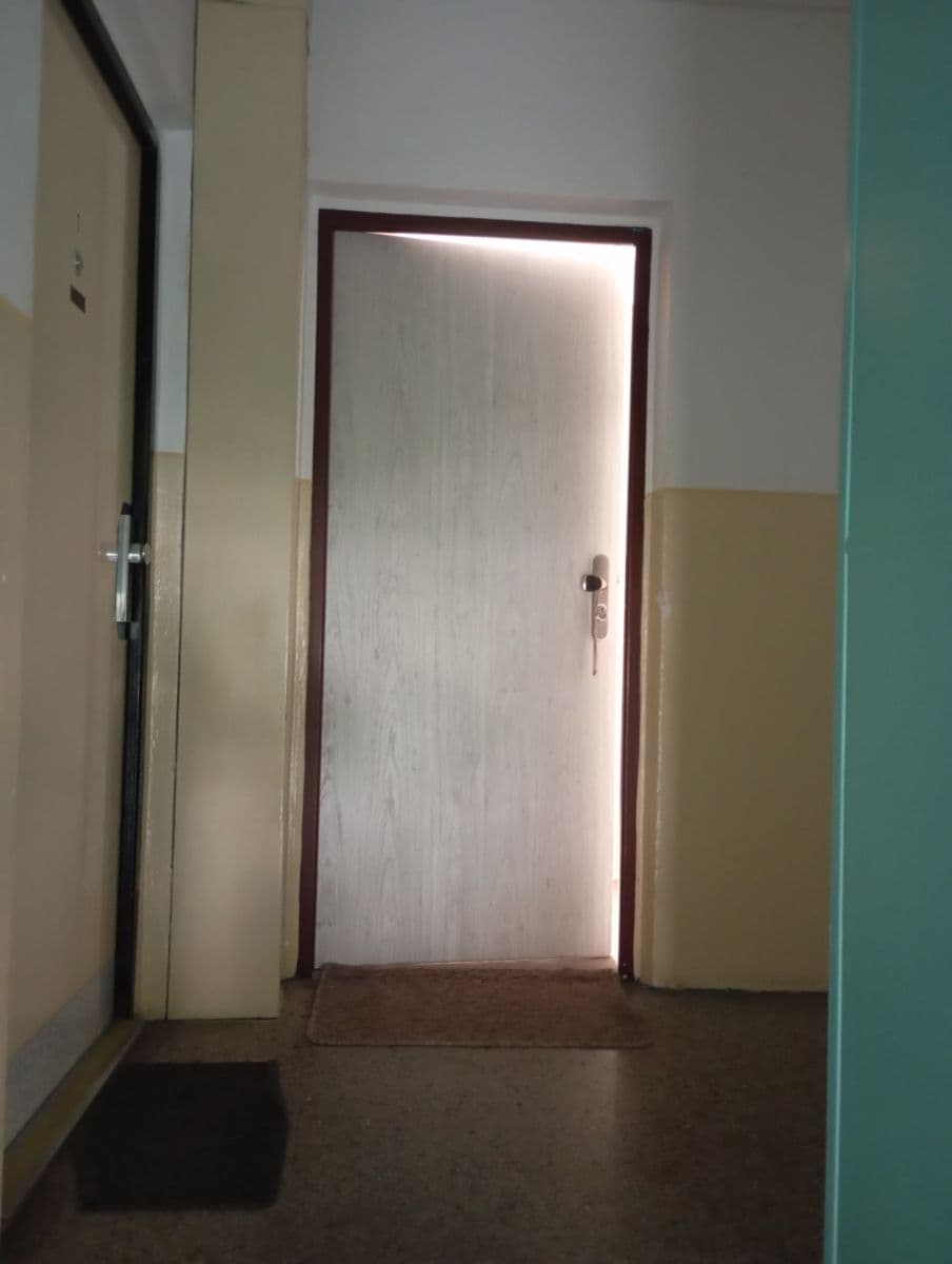 Pronájem bytu 1+1 34 m², Sídliště Míru, Podbořany, Ústecký kraj Pronájem bytu 1+1 34 m², Sídliště Míru, Podbořany, Ústecký kraj