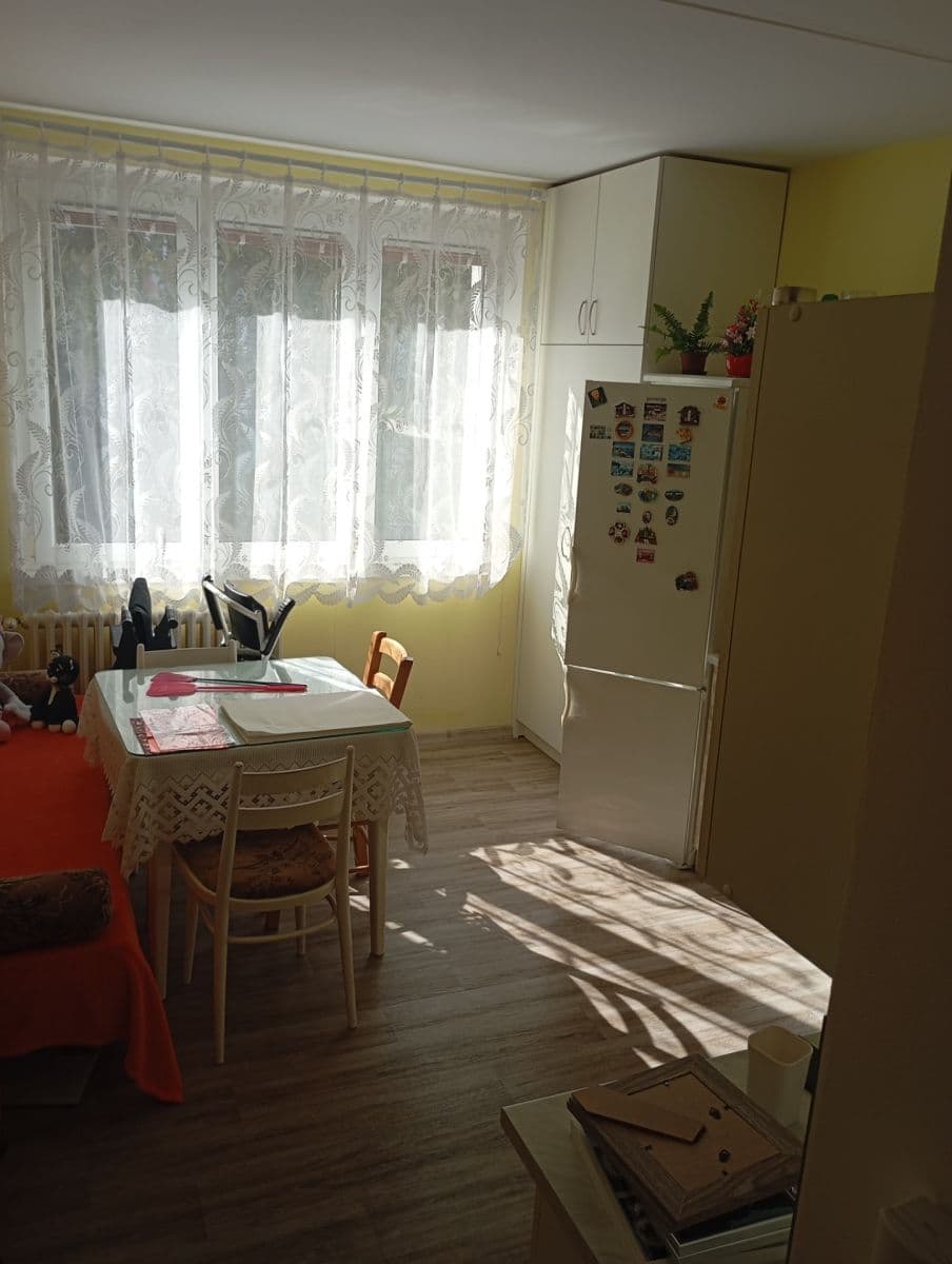 Pronájem bytu 1+1 34 m², Sídliště Míru, Podbořany, Ústecký kraj Pronájem bytu 1+1 34 m², Sídliště Míru, Podbořany, Ústecký kraj