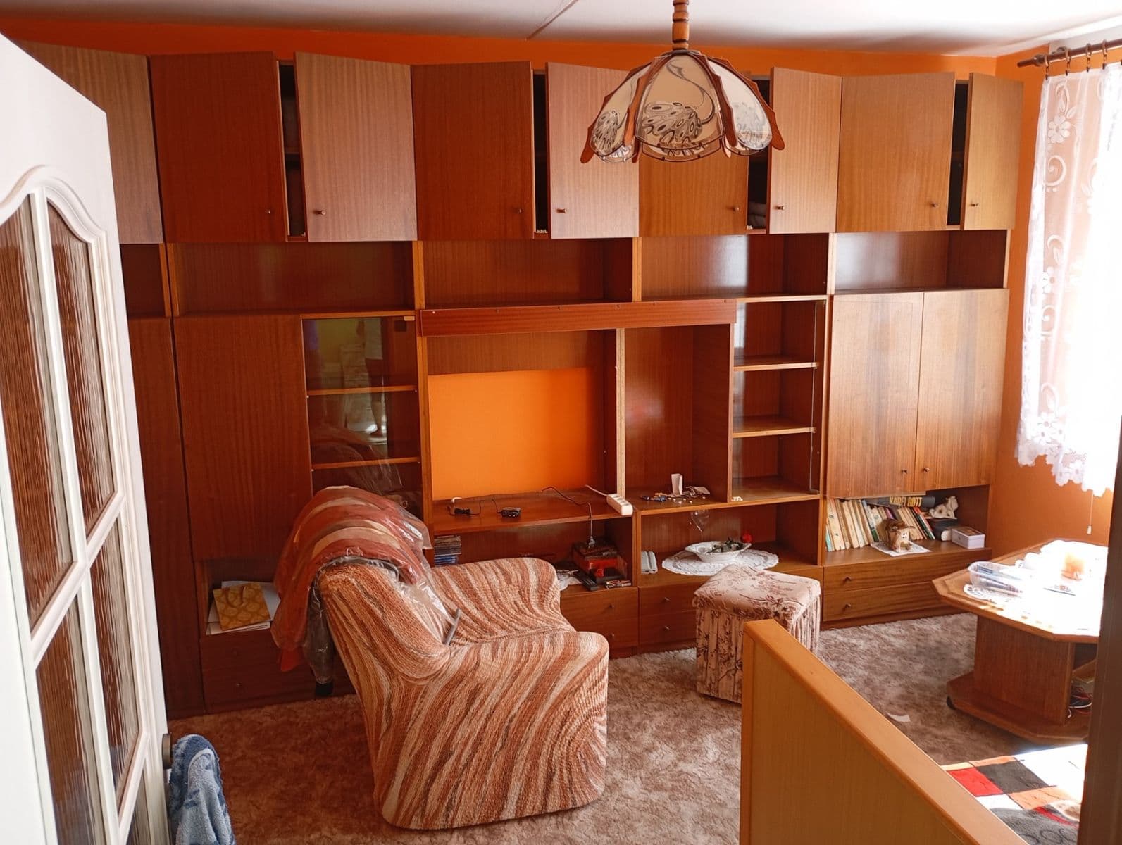 Pronájem bytu 1+1 34 m², Sídliště Míru, Podbořany, Ústecký kraj Pronájem bytu 1+1 34 m², Sídliště Míru, Podbořany, Ústecký kraj