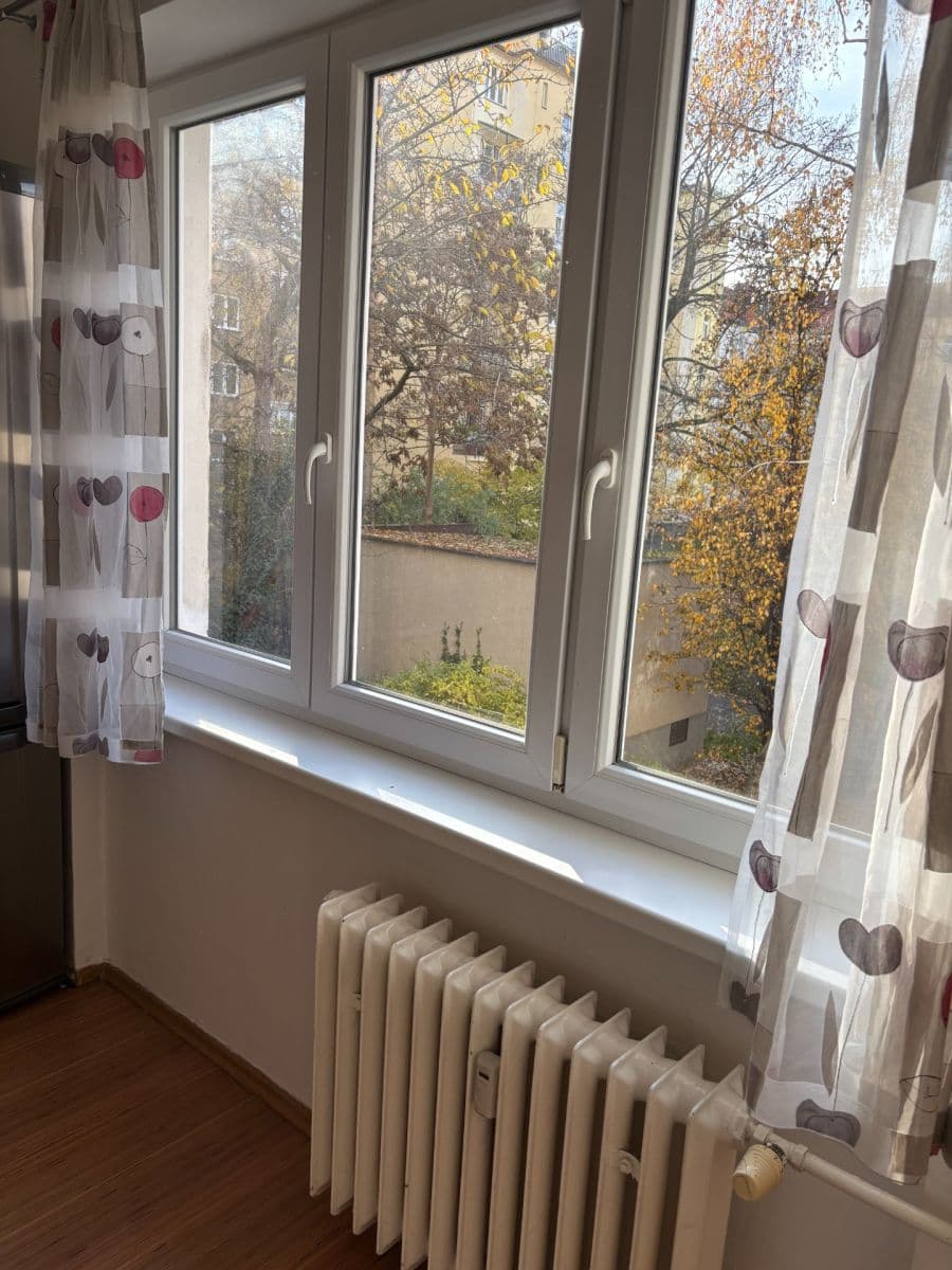 Pronájem bytu 2+1 58 m², Lihovarská, Praha, Praha Pronájem bytu 2+1 58 m², Lihovarská, Praha, Praha