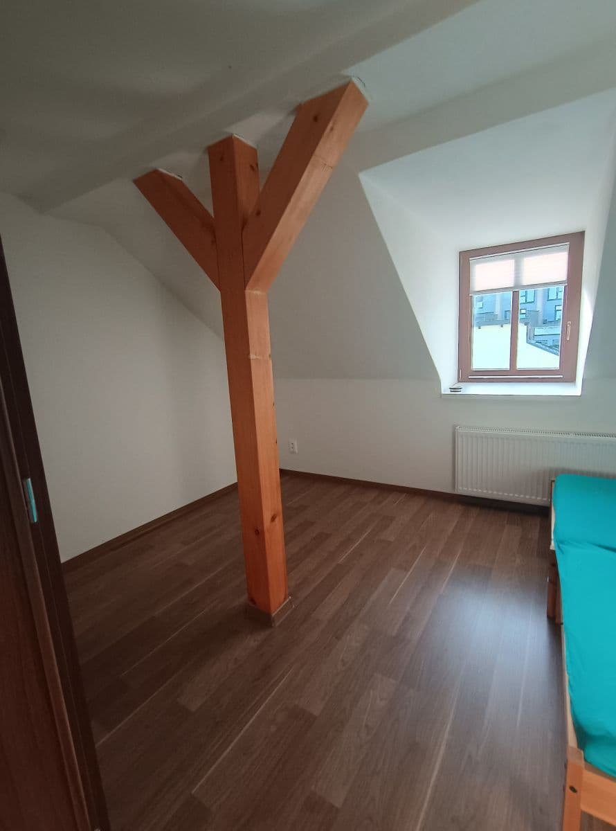Pronájem bytu 3+kk 100 m², 8. března, Liberec, Liberecký kraj Pronájem bytu 3+kk 100 m², 8. března, Liberec, Liberecký kraj
