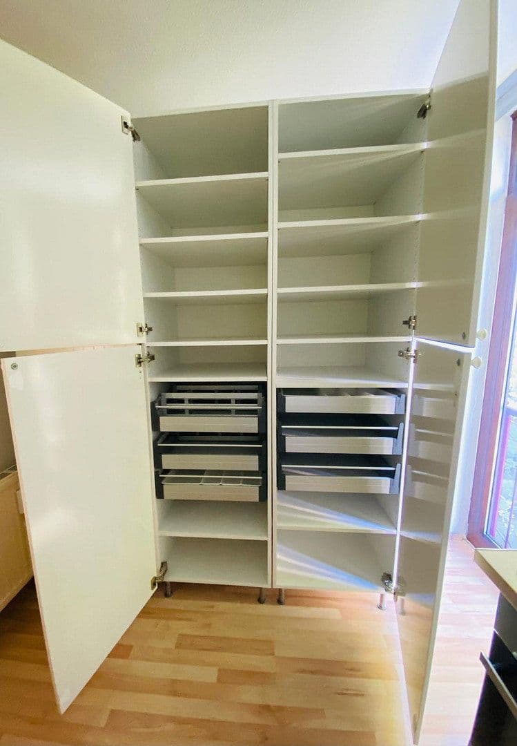Pronájem bytu 3+1 89 m², Johanneskirchner Straße 138, München, Bavorsko Pronájem bytu 3+1 89 m², Johanneskirchner Straße 138, München, Bavorsko
