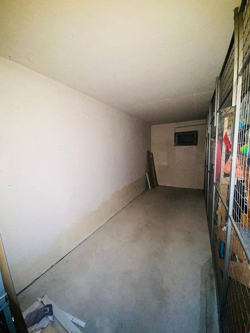 Pronájem bytu 3+1 89 m², Johanneskirchner Straße 138, München, Bavorsko Pronájem bytu 3+1 89 m², Johanneskirchner Straße 138, München, Bavorsko