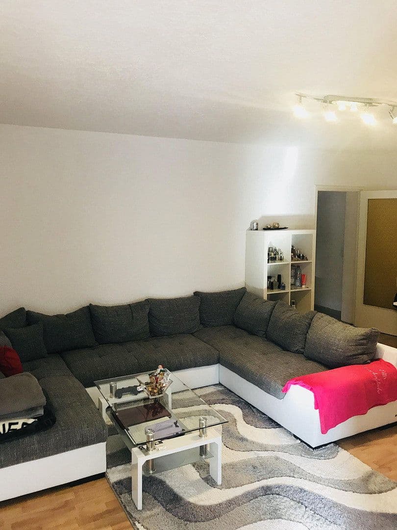 Pronájem bytu 3+1 60 m², Lörrach, Bádensko-Württembersko Pronájem bytu 3+1 60 m², Lörrach, Bádensko-Württembersko