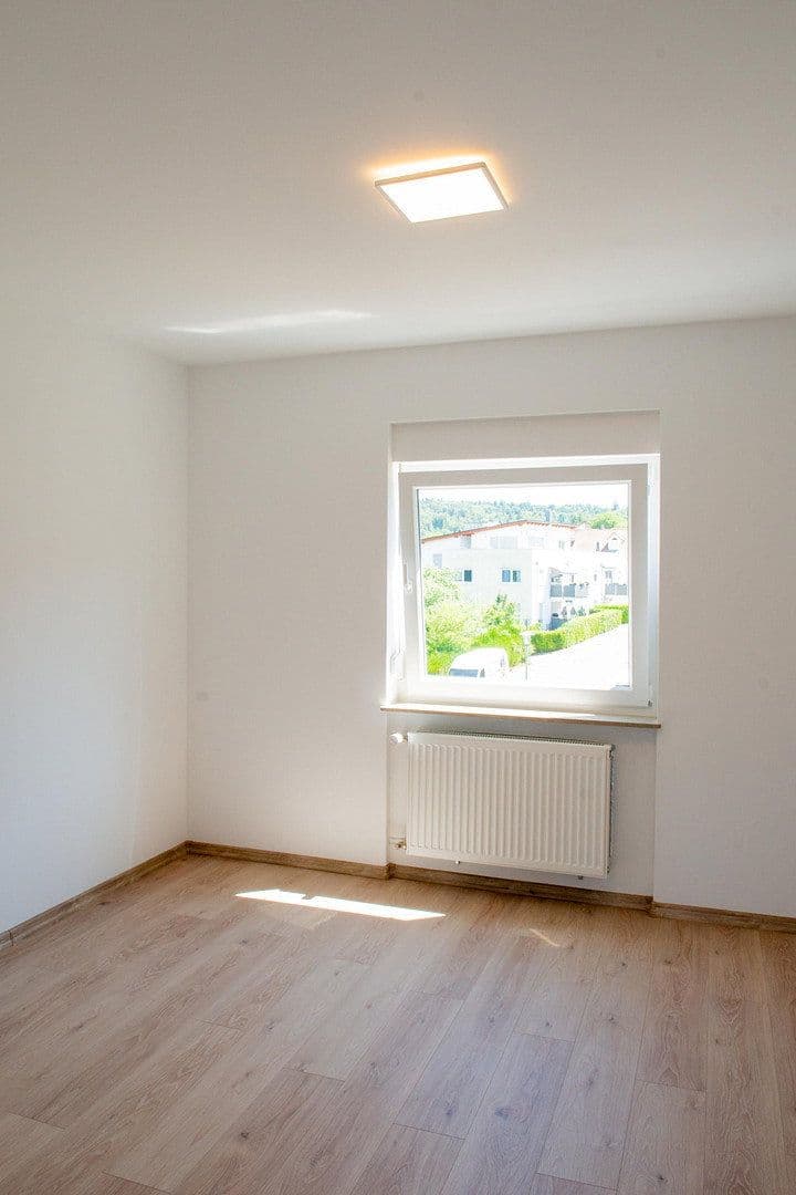 Prodej bytu 2+1 67 m², Pforzheim, Bádensko-Württembersko Prodej bytu 2+1 67 m², Pforzheim, Bádensko-Württembersko