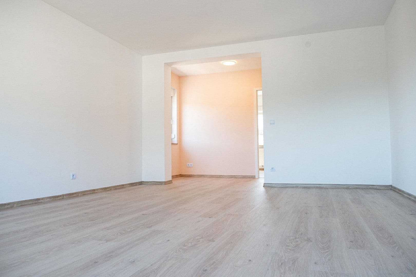 Prodej bytu 2+1 67 m², Pforzheim, Bádensko-Württembersko Prodej bytu 2+1 67 m², Pforzheim, Bádensko-Württembersko