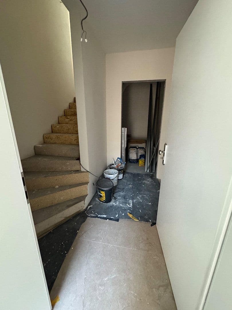 Pronájem bytu 4+1 99 m², Flörsheim, Hessen Pronájem bytu 4+1 99 m², Flörsheim, Hessen