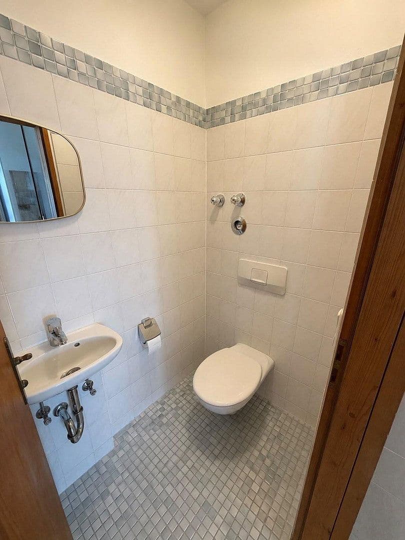 Prodej bytu 3+1 85 m², Edeltraudstr, München, Bavorsko Prodej bytu 3+1 85 m², Edeltraudstr, München, Bavorsko
