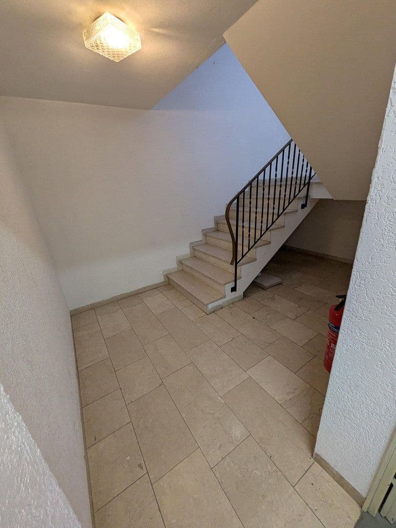 Prodej domu 339 m², pozemek 1.077 m², Schwanenstraße 3, Kelheim, Bavorsko Prodej domu 339 m², pozemek 1.077 m², Schwanenstraße 3, Kelheim, Bavorsko
