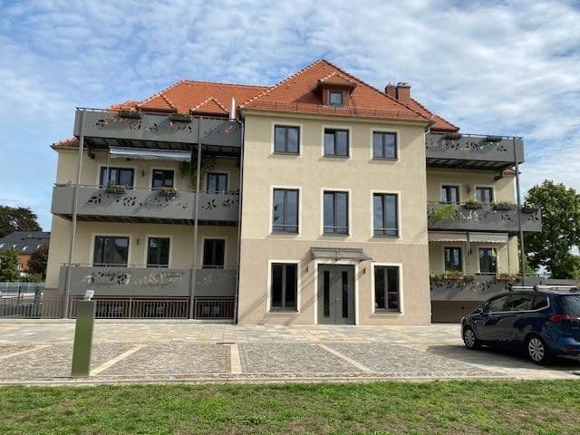 Pronájem bytu 3+1 120 m², Radebeul, Sasko Pronájem bytu 3+1 120 m², Radebeul, Sasko