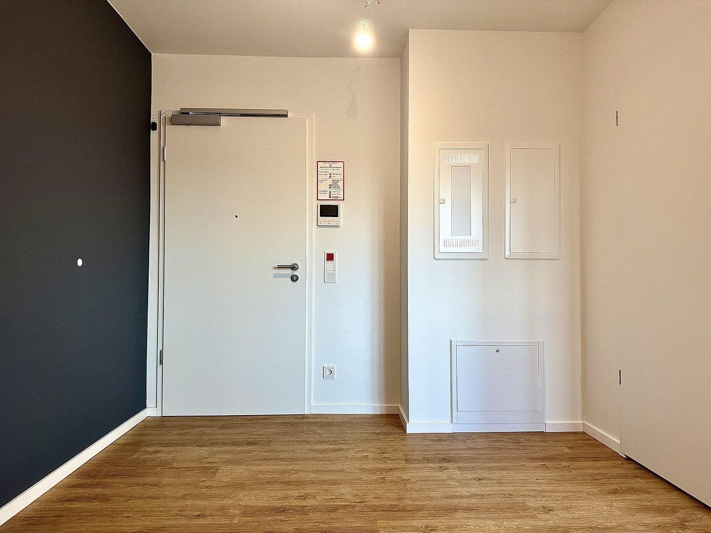 Pronájem bytu 1+1 28 m², Berlin, Berlín Pronájem bytu 1+1 28 m², Berlin, Berlín