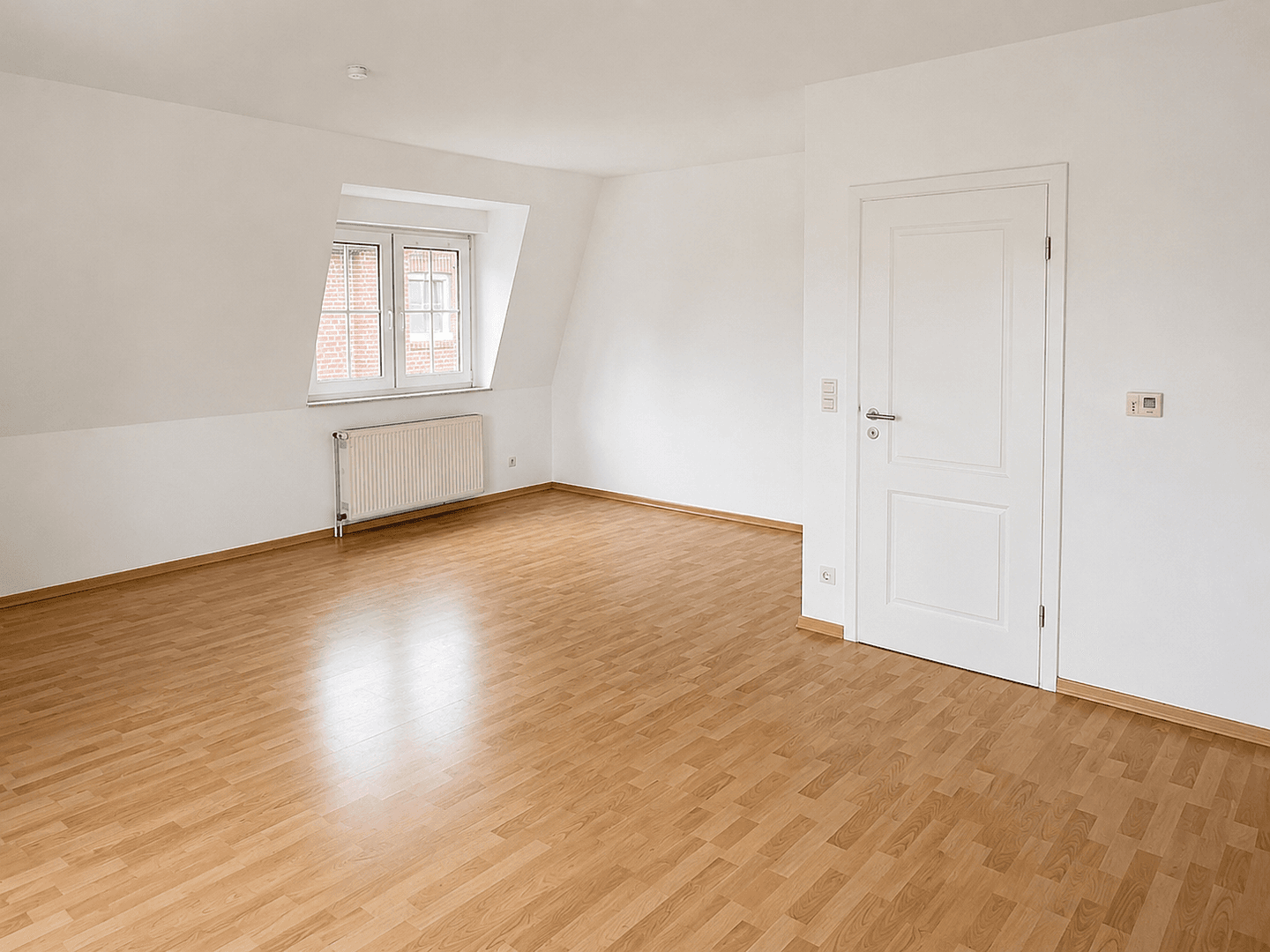 Pronájem bytu 2+1 77 m², Diepholz, Dolní Sasko Pronájem bytu 2+1 77 m², Diepholz, Dolní Sasko