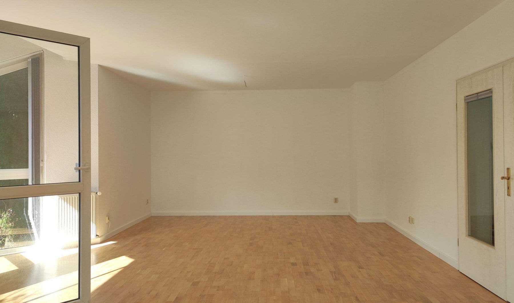 Pronájem domu 107 m², pozemek 1.080 m², Prager Str. 6, Berlin, Berlín Pronájem domu 107 m², pozemek 1.080 m², Prager Str. 6, Berlin, Berlín