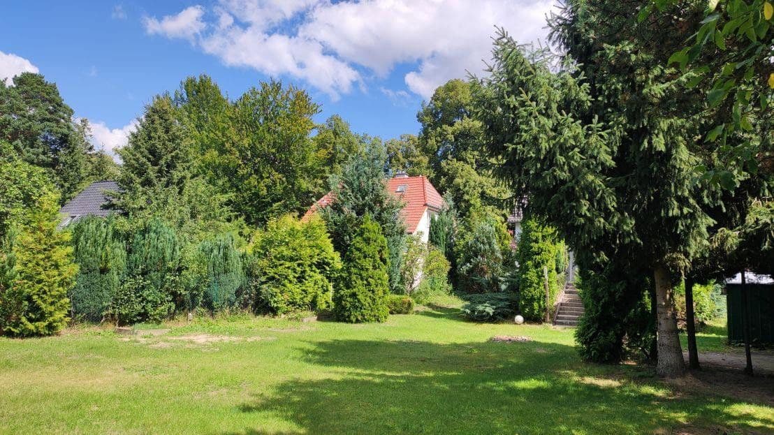 Pronájem domu 107 m², pozemek 1.080 m², Prager Str. 6, Berlin, Berlín Pronájem domu 107 m², pozemek 1.080 m², Prager Str. 6, Berlin, Berlín