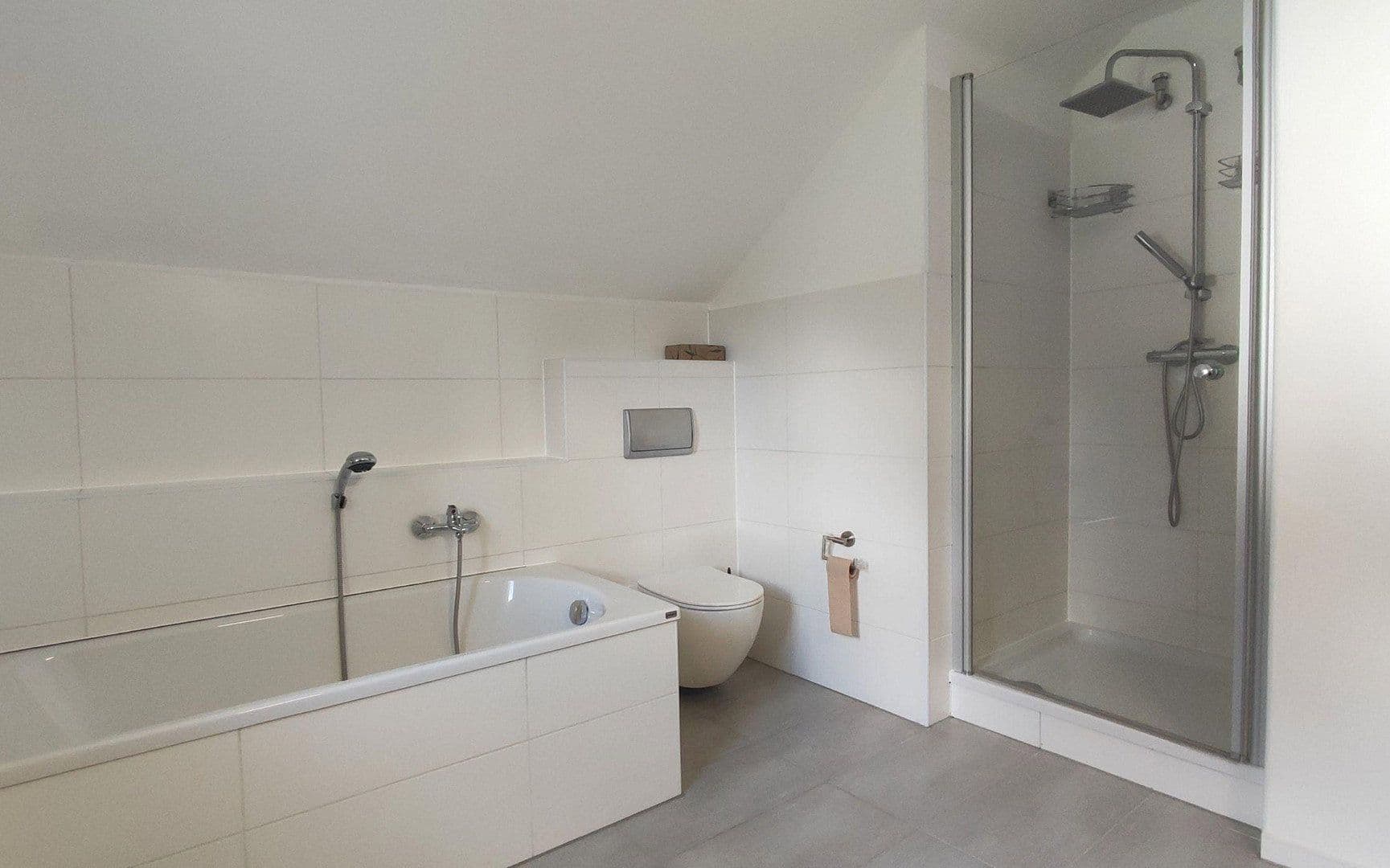 Pronájem domu 107 m², pozemek 1.080 m², Prager Str. 6, Berlin, Berlín Pronájem domu 107 m², pozemek 1.080 m², Prager Str. 6, Berlin, Berlín