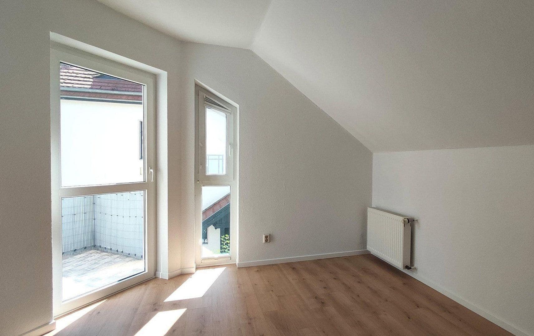 Pronájem domu 107 m², pozemek 1.080 m², Prager Str. 6, Berlin, Berlín Pronájem domu 107 m², pozemek 1.080 m², Prager Str. 6, Berlin, Berlín