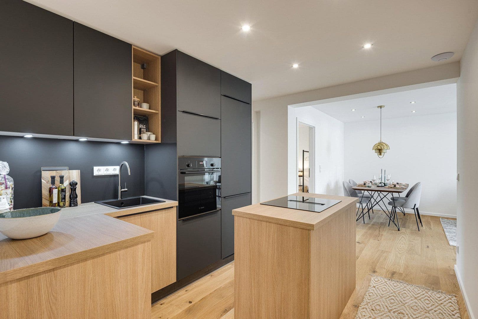 Prodej bytu 3+1 70 m², München, Bavorsko Prodej bytu 3+1 70 m², München, Bavorsko