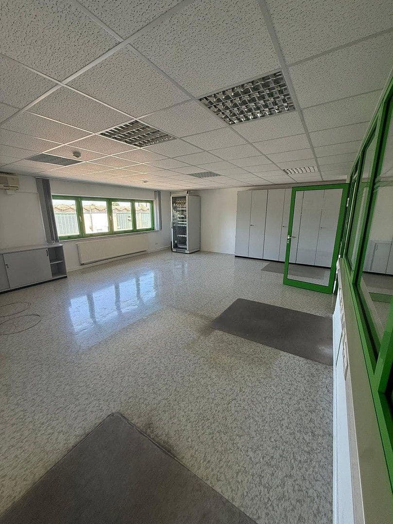 Pronájem kanceláře 400 m², Hohendorfer Marke 1, Meziboř, Sasko-Anhaltsko Pronájem kanceláře 400 m², Hohendorfer Marke 1, Meziboř, Sasko-Anhaltsko