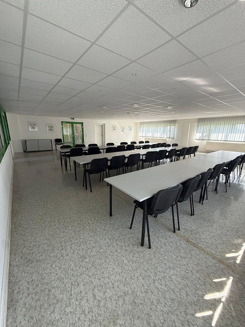 Pronájem kanceláře 400 m², Hohendorfer Marke 1, Meziboř, Sasko-Anhaltsko Pronájem kanceláře 400 m², Hohendorfer Marke 1, Meziboř, Sasko-Anhaltsko