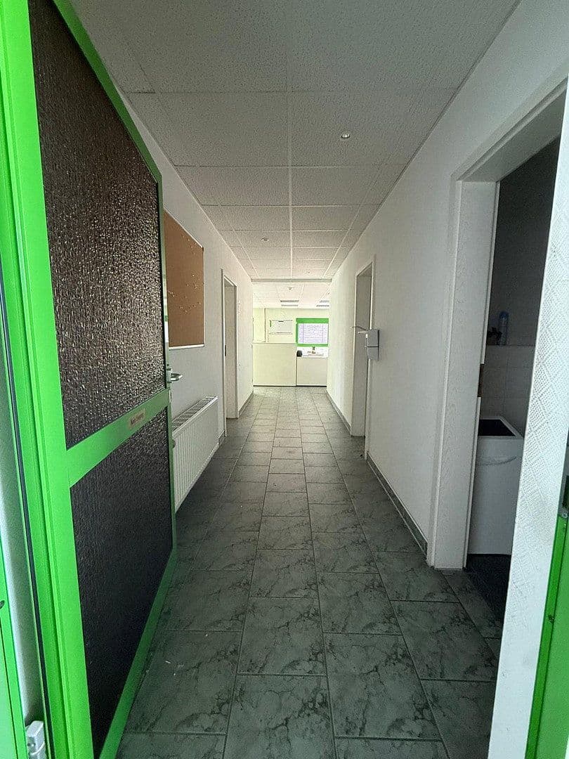 Pronájem kanceláře 400 m², Hohendorfer Marke 1, Meziboř, Sasko-Anhaltsko Pronájem kanceláře 400 m², Hohendorfer Marke 1, Meziboř, Sasko-Anhaltsko