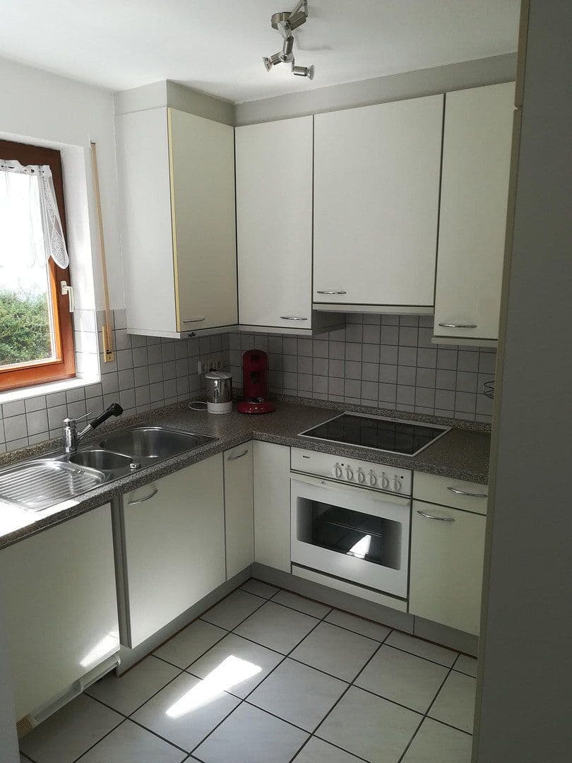 Pronájem bytu 1+kk 41 m², Grabenstr. 30, Weissach, Bádensko-Württembersko Pronájem bytu 1+kk 41 m², Grabenstr. 30, Weissach, Bádensko-Württembersko