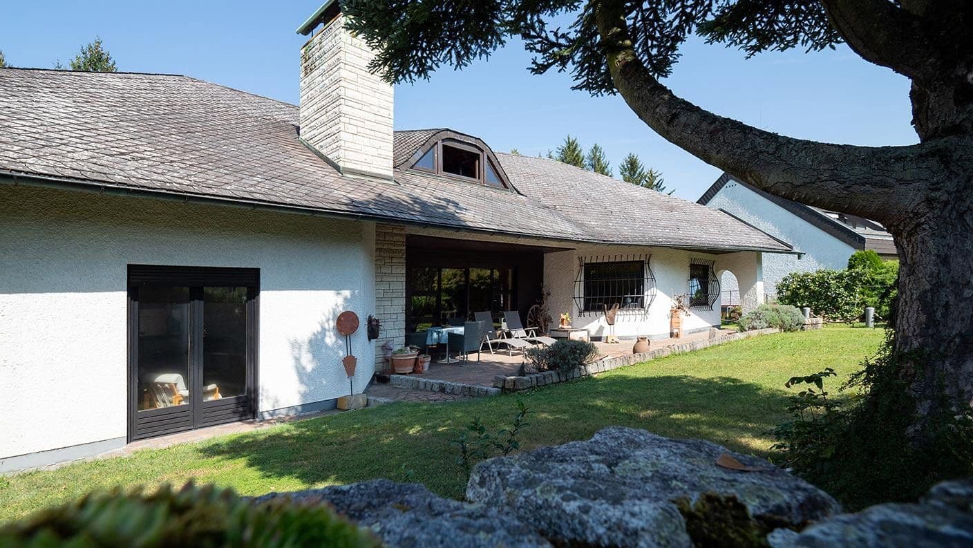 Prodej domu 200 m², pozemek 1.276 m², Burgthann, Bavorsko Prodej domu 200 m², pozemek 1.276 m², Burgthann, Bavorsko