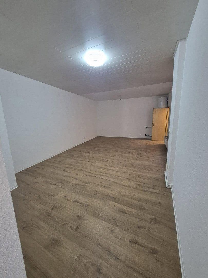 Pronájem bytu 2+kk 73 m², Darrplatz 13, Apolda, Durynsko Pronájem bytu 2+kk 73 m², Darrplatz 13, Apolda, Durynsko
