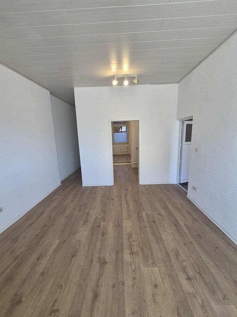 Pronájem bytu 2+kk 73 m², Darrplatz 13, Apolda, Durynsko Pronájem bytu 2+kk 73 m², Darrplatz 13, Apolda, Durynsko