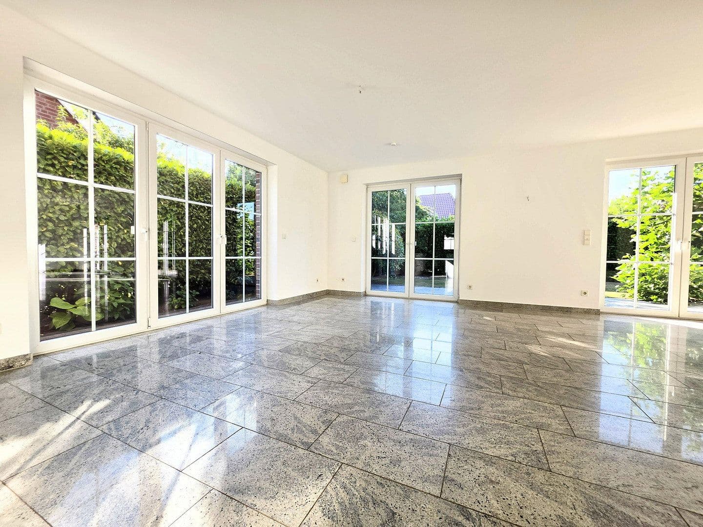Prodej domu 179 m², pozemek 450 m², Am Schleitershof 65, Krefeld, Severní Porýní-Vestfálsko Prodej domu 179 m², pozemek 450 m², Am Schleitershof 65, Krefeld, Severní Porýní-Vestfálsko