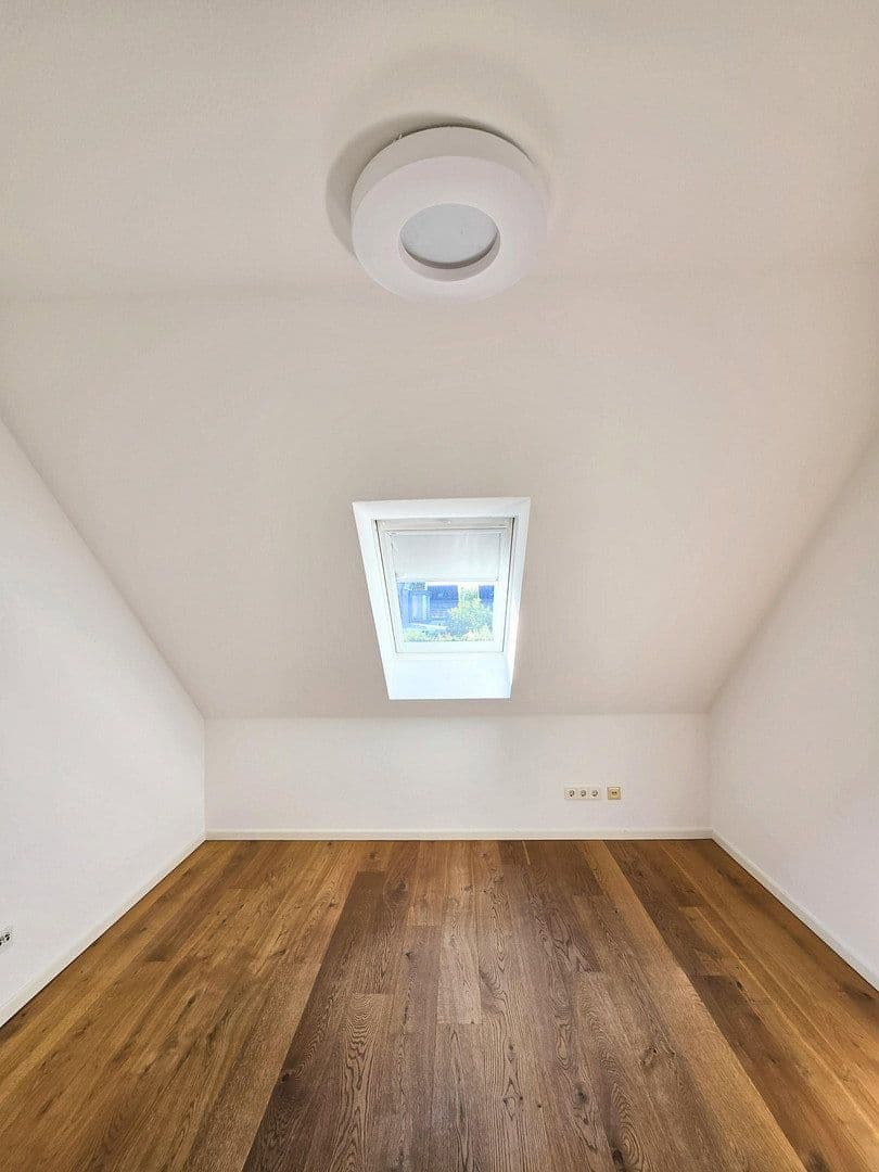 Prodej domu 179 m², pozemek 450 m², Am Schleitershof 65, Krefeld, Severní Porýní-Vestfálsko Prodej domu 179 m², pozemek 450 m², Am Schleitershof 65, Krefeld, Severní Porýní-Vestfálsko
