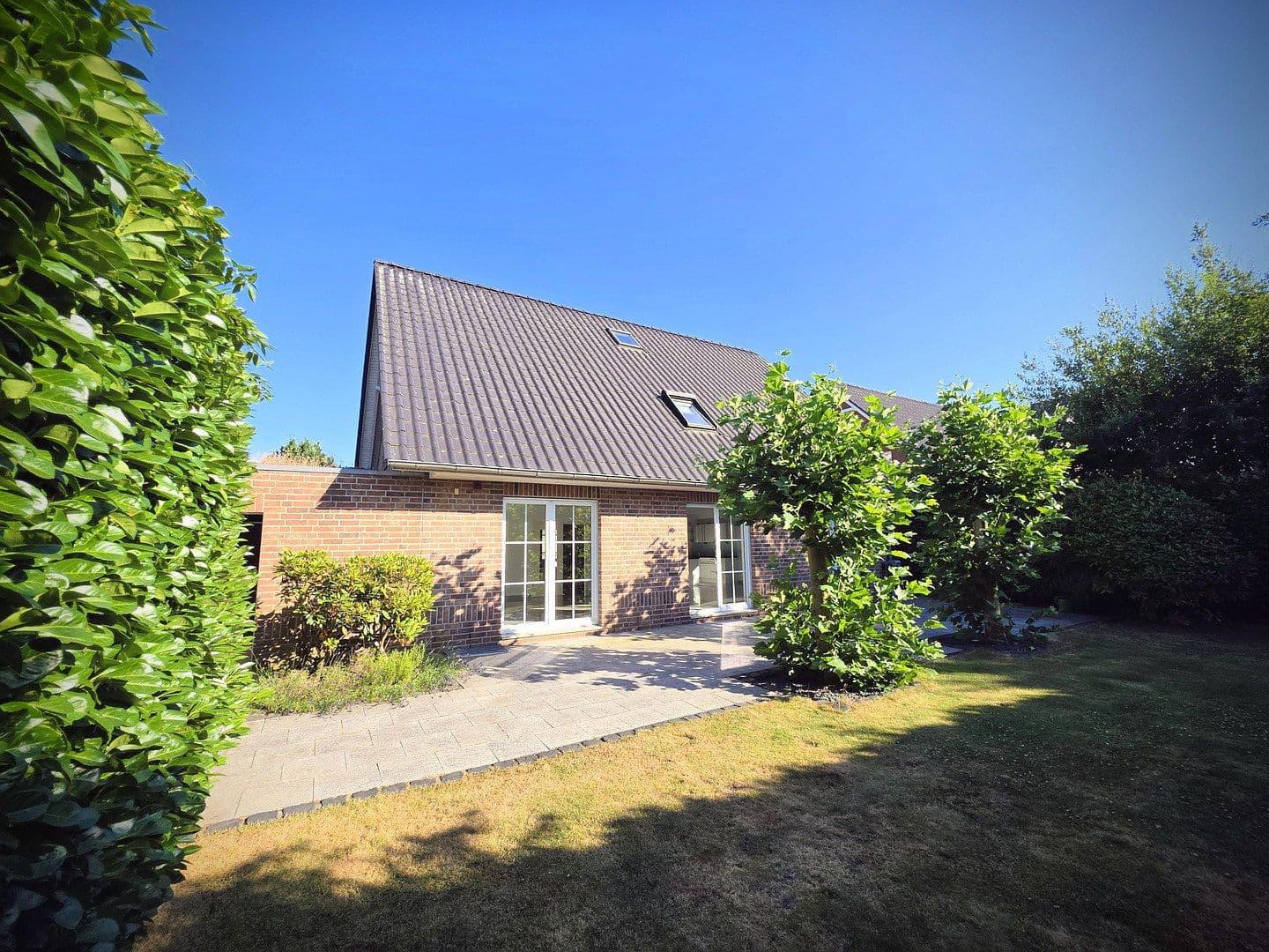 Prodej domu 179 m², pozemek 450 m², Am Schleitershof 65, Krefeld, Severní Porýní-Vestfálsko Prodej domu 179 m², pozemek 450 m², Am Schleitershof 65, Krefeld, Severní Porýní-Vestfálsko