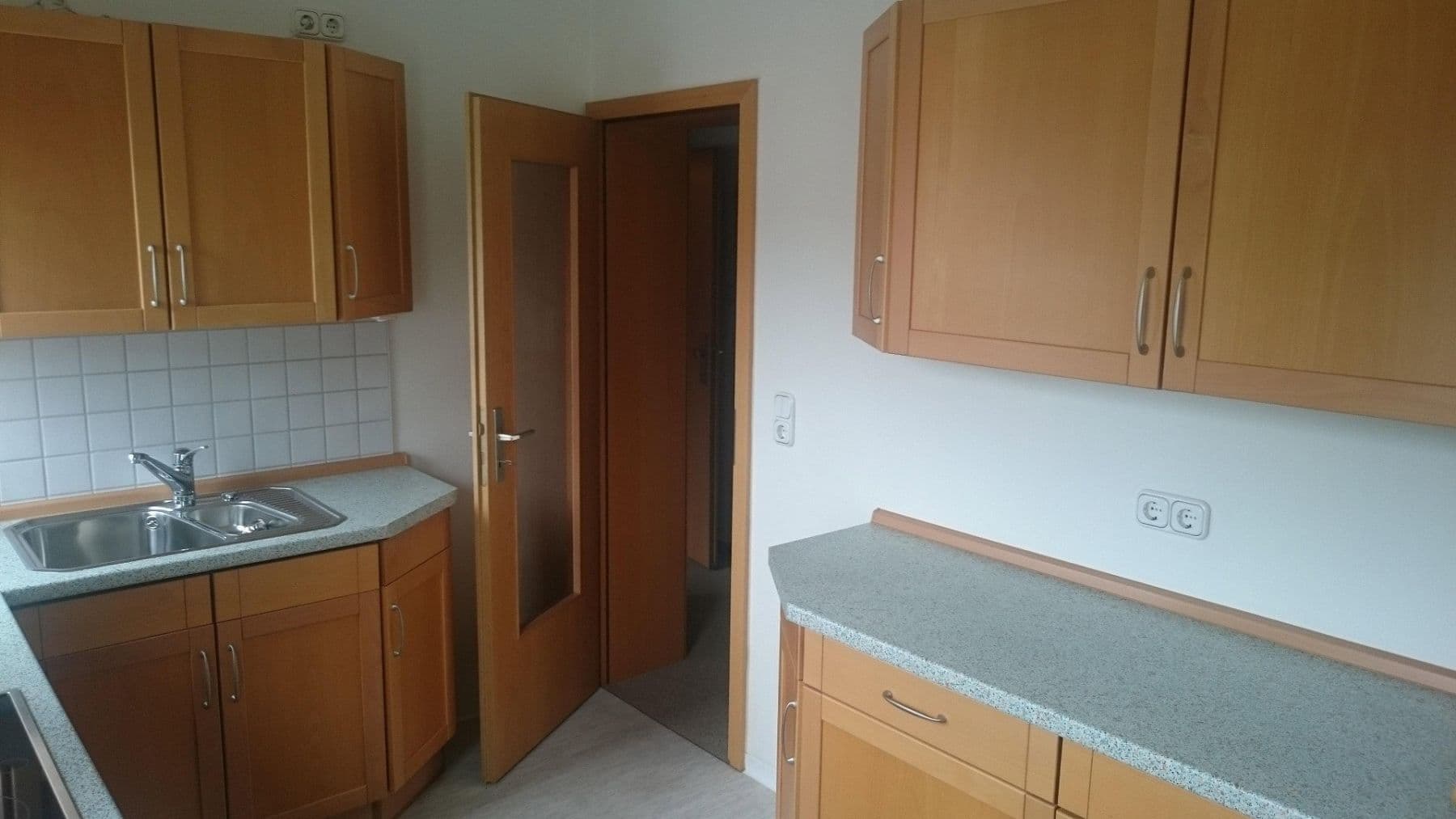 Pronájem bytu 1+1 35 m², Eichrodter Weg 1a, Eisenach, Durynsko Pronájem bytu 1+1 35 m², Eichrodter Weg 1a, Eisenach, Durynsko