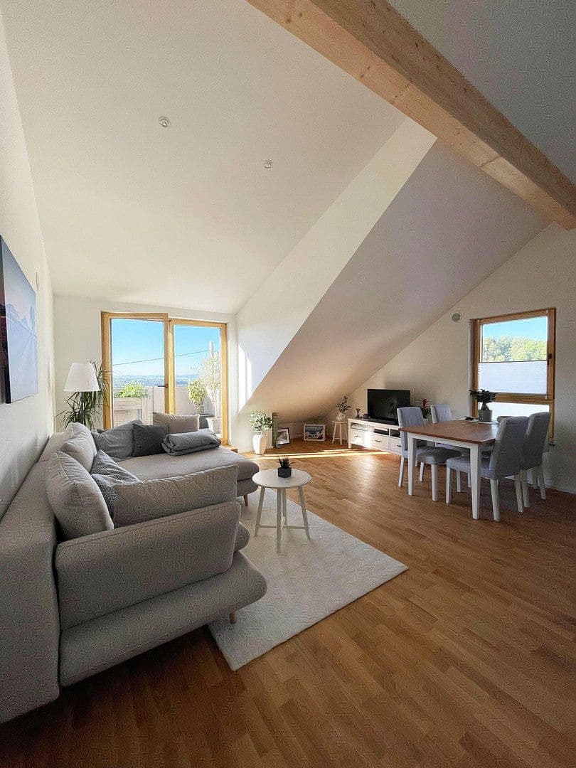 Pronájem bytu 3+1 77 m², Affalterbach, Bádensko-Württembersko Pronájem bytu 3+1 77 m², Affalterbach, Bádensko-Württembersko